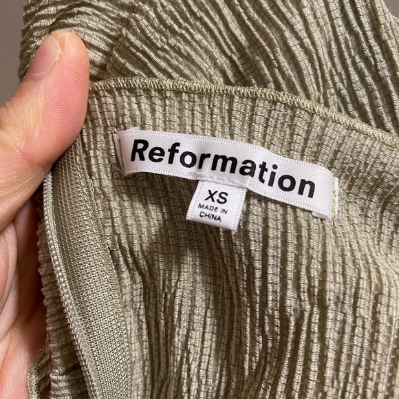 Reformation Ridge Top in Artichoke - Picture 5 of 6